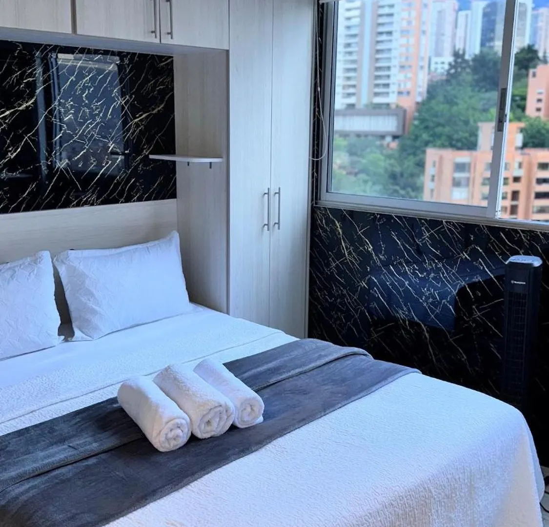 Apto De Lujo Poblado Medellín Appartement