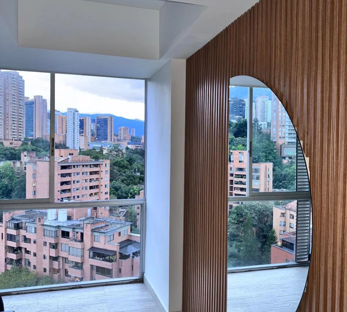 Apto De Lujo Poblado Medellín 0*,  Colombia